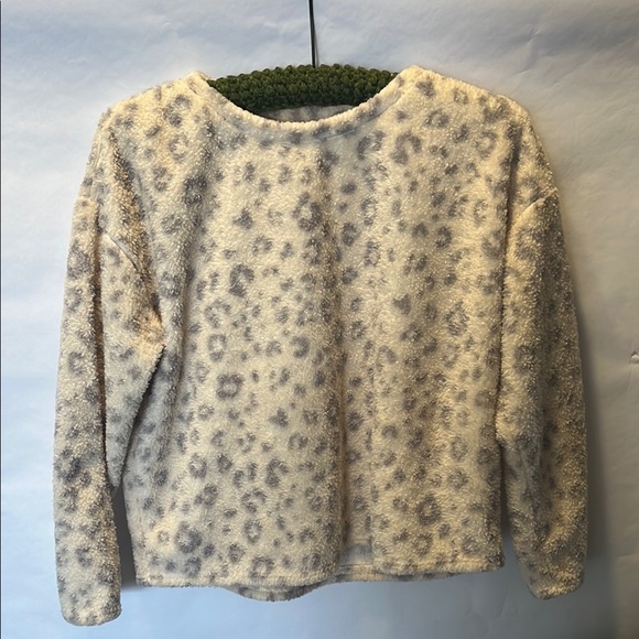 Cozy Leopard Print Kids Pajamas - Picture 6 of 8